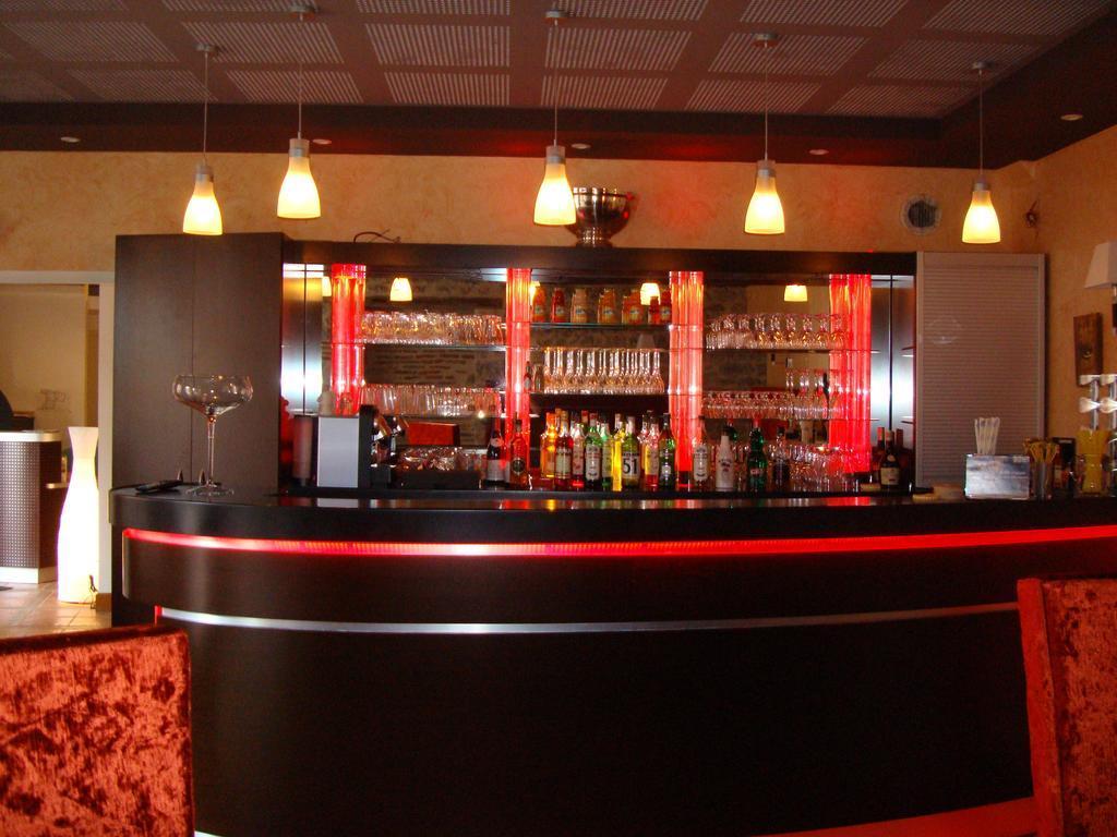 Relais De La Cote D'or Hotel 3*