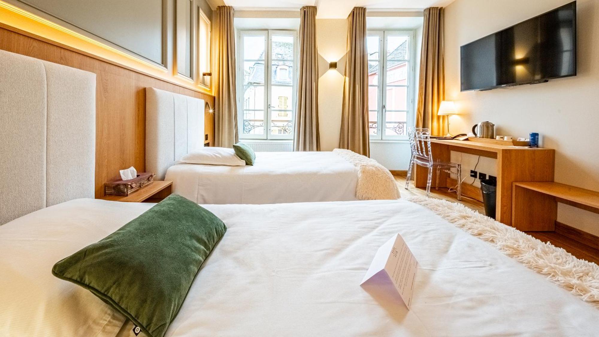 Relais De La Cote D'or Hotel