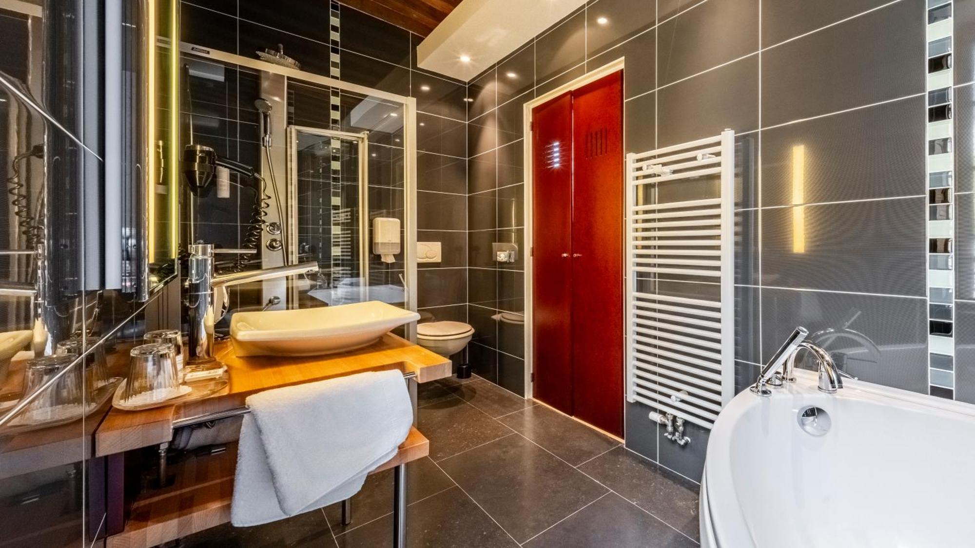 Logis De La Cote D'or Hotel 3*